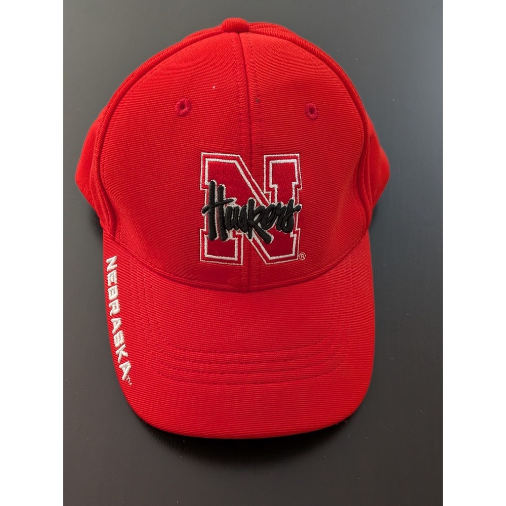 Nebraska Cornhuskers Team Starter Hat Flex Small Red‎ NCAA Sports